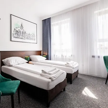 Hotell I Restauracja Nad Jeziorem Człuchów