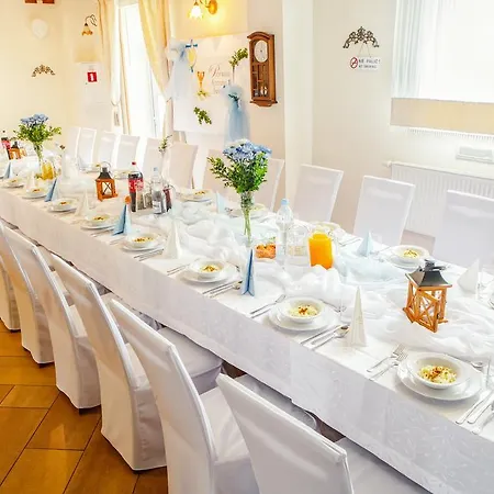 I Restauracja Nad Jeziorem Hotell Człuchów