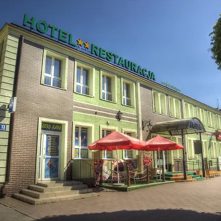 I Restauracja Nad Jeziorem ホテル