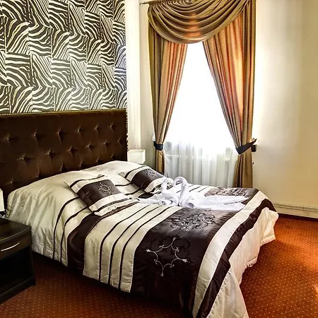 I Restauracja Nad Jeziorem Hotell Człuchów