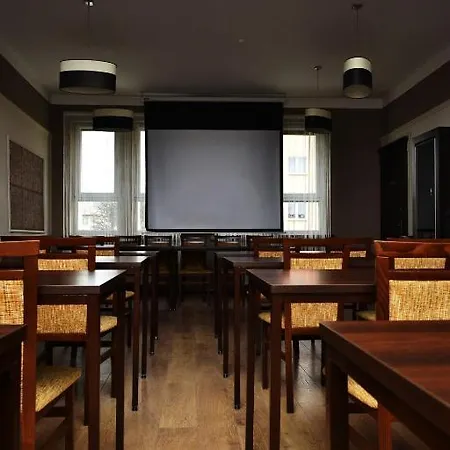 Hotell I Restauracja Nad Jeziorem 2*