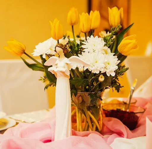 Hotel I Restauracja Nad Jeziorem 2*