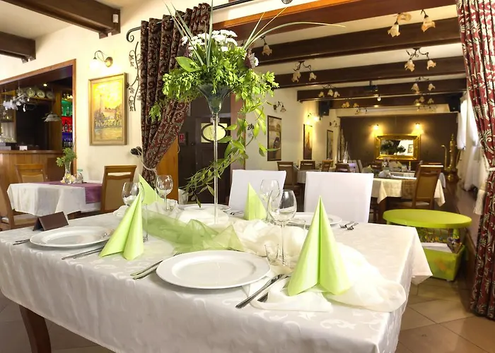 Hotel I Restauracja Nad Jeziorem Człuchów
