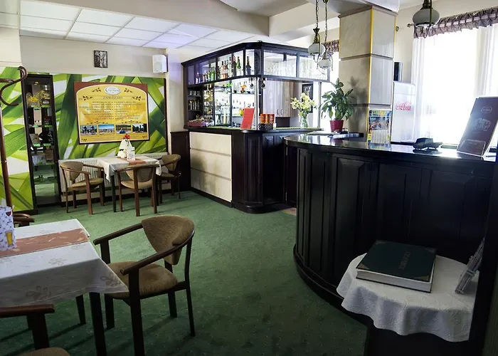 I Restauracja Nad Jeziorem 2* Człuchów