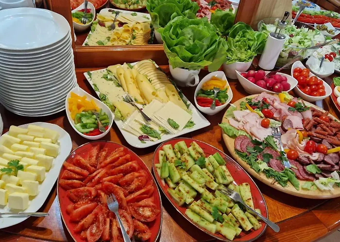 I Restauracja Nad Jeziorem Hotel Człuchów