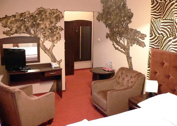 I Restauracja Nad Jeziorem 2*